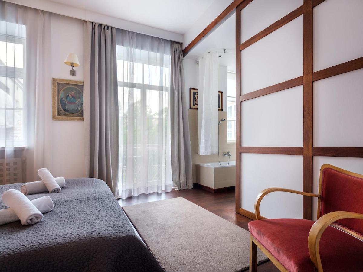Tyzenhauz Apartments Krowoderska Street Krakow Ngoại thất bức ảnh