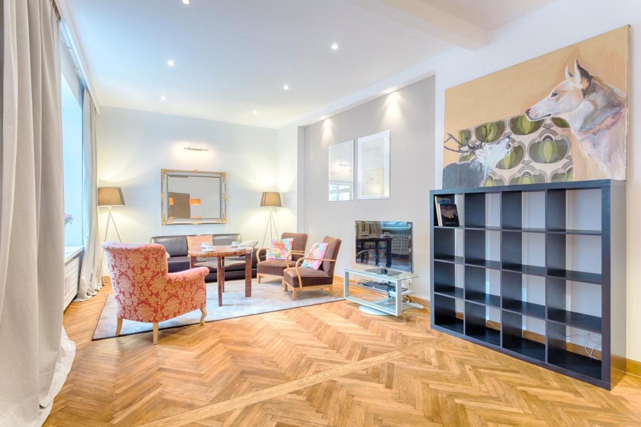Tyzenhauz Apartments Krowoderska Street Krakow Ngoại thất bức ảnh