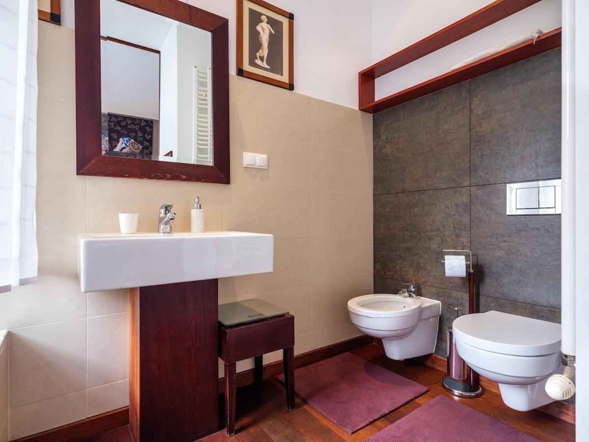 Tyzenhauz Apartments Krowoderska Street Krakow Ngoại thất bức ảnh