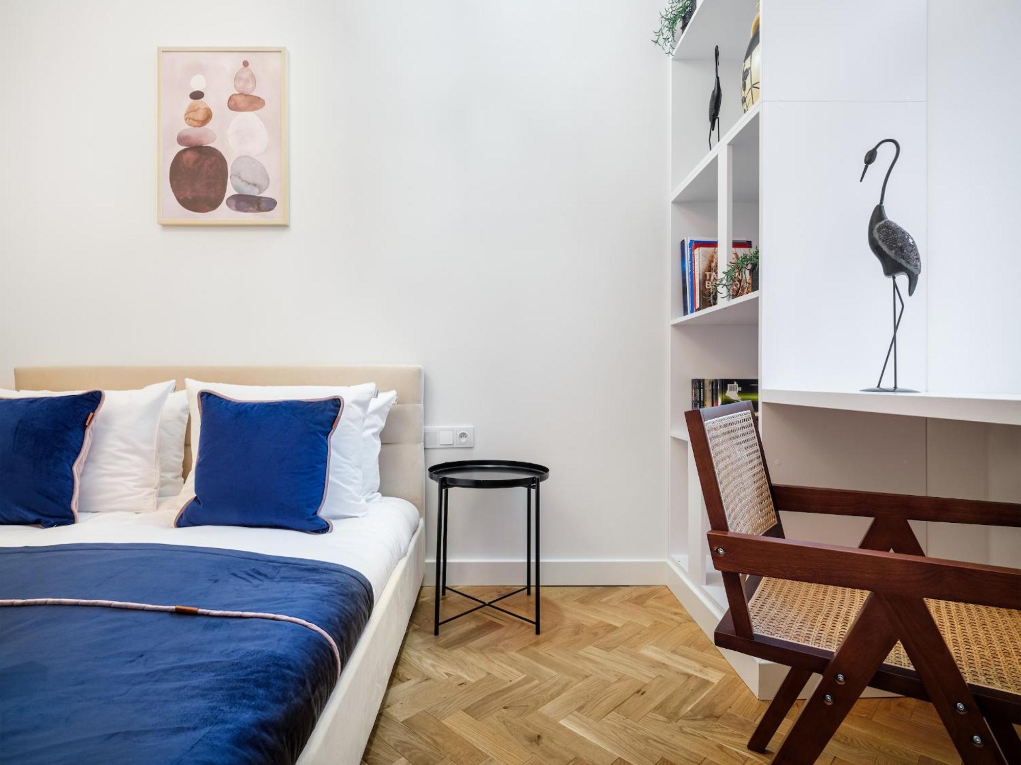 Tyzenhauz Apartments Krowoderska Street Krakow Ngoại thất bức ảnh