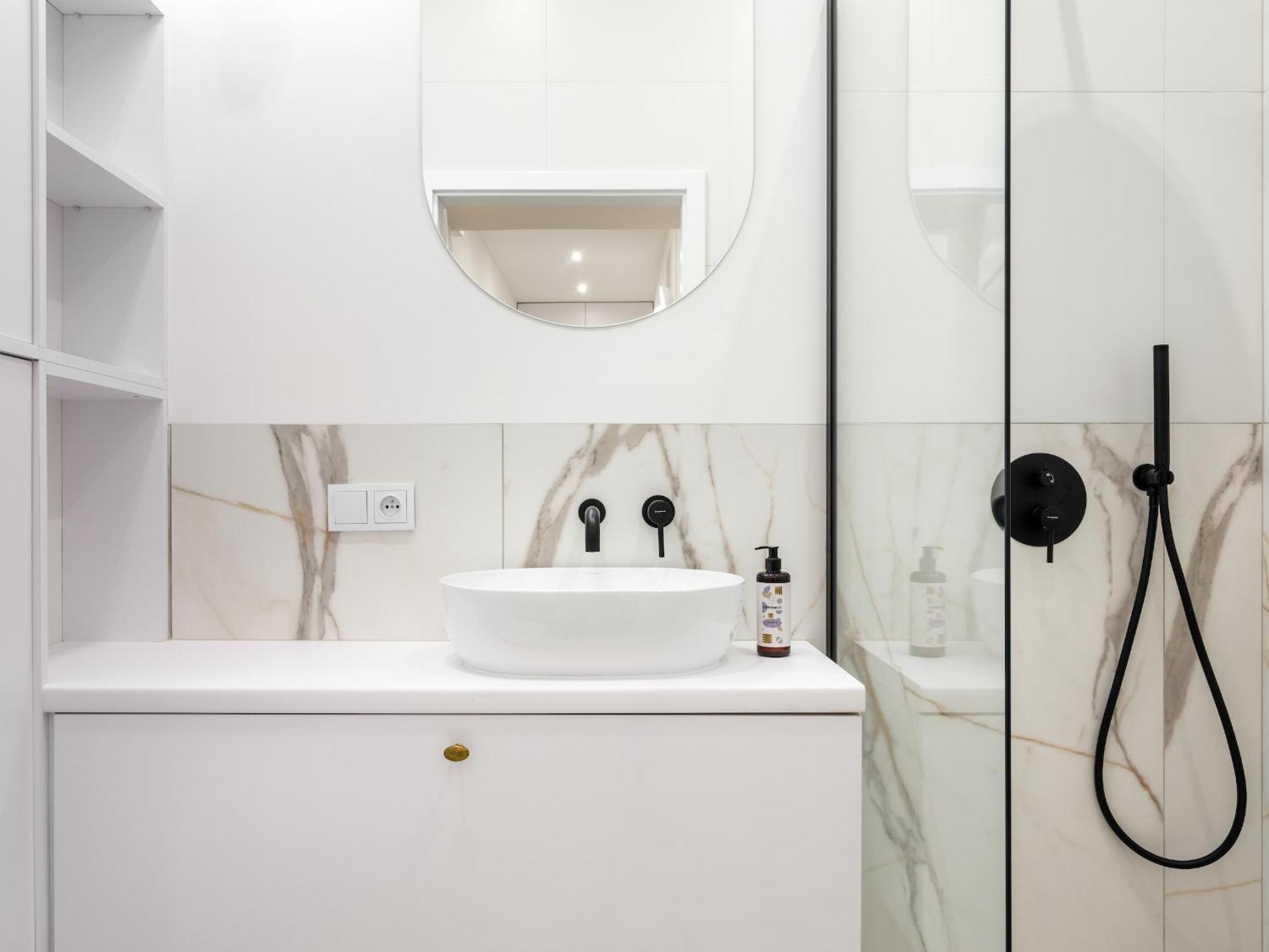 Tyzenhauz Apartments Krowoderska Street Krakow Ngoại thất bức ảnh