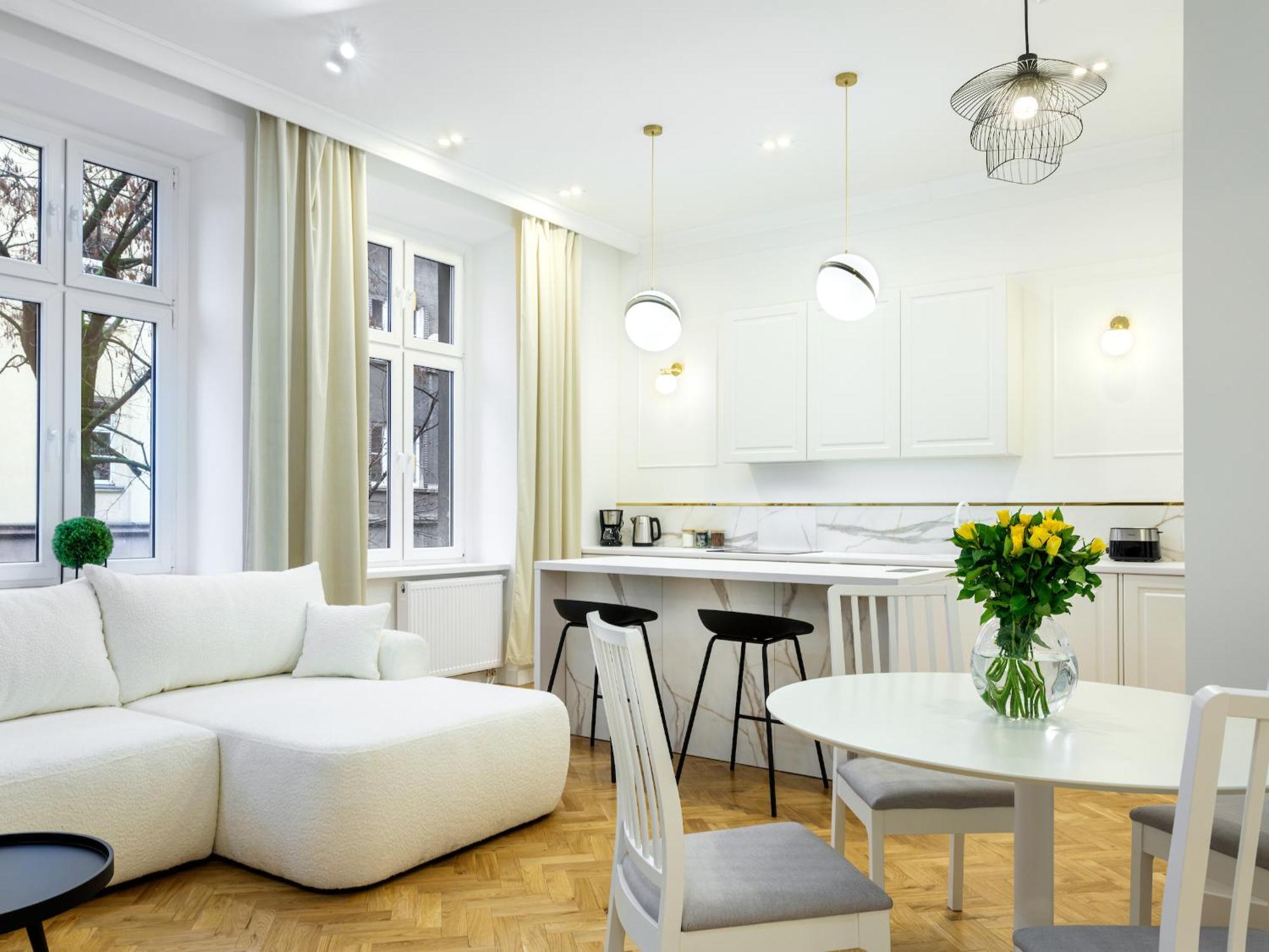 Tyzenhauz Apartments Krowoderska Street Krakow Ngoại thất bức ảnh