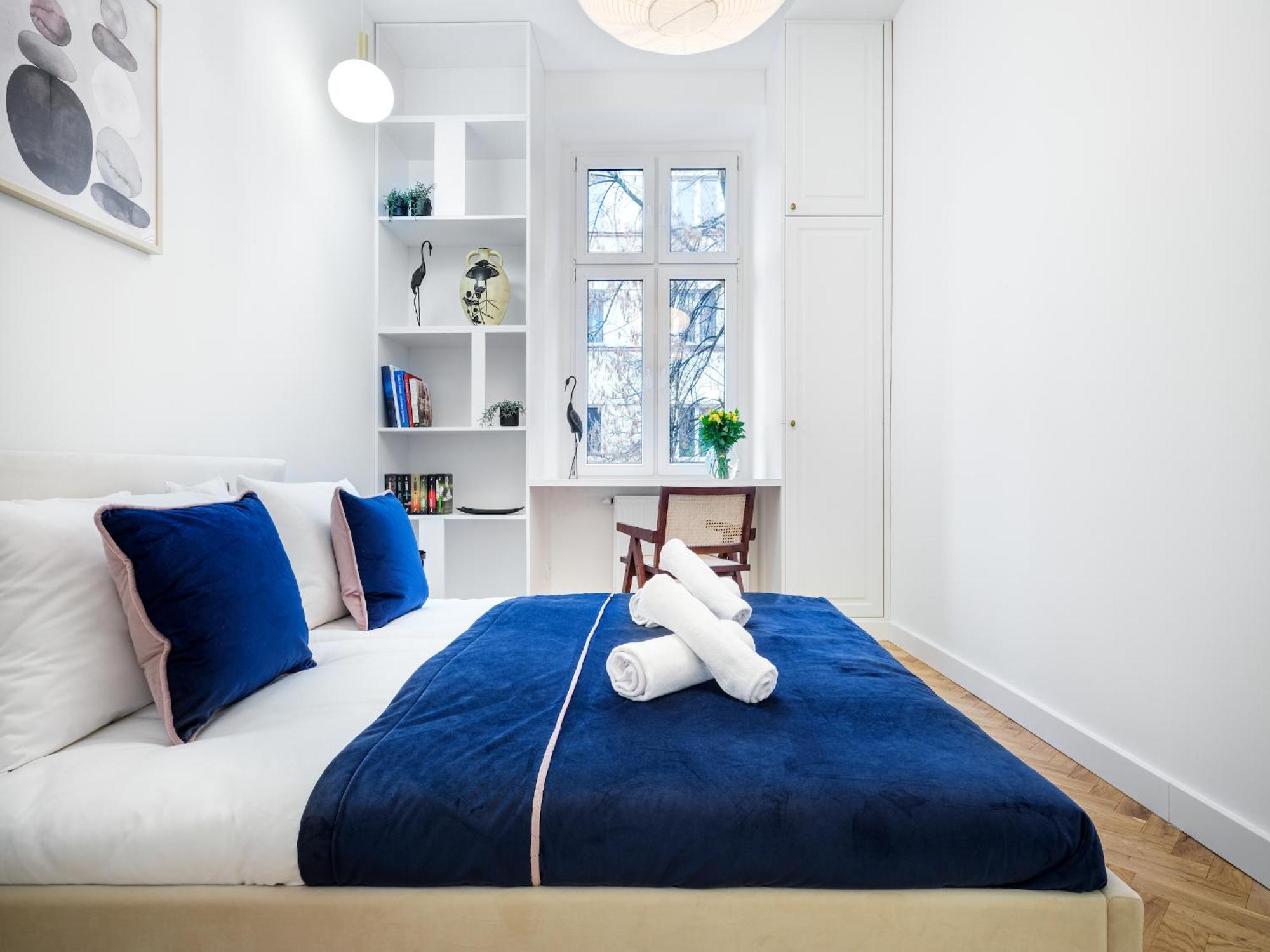 Tyzenhauz Apartments Krowoderska Street Krakow Ngoại thất bức ảnh