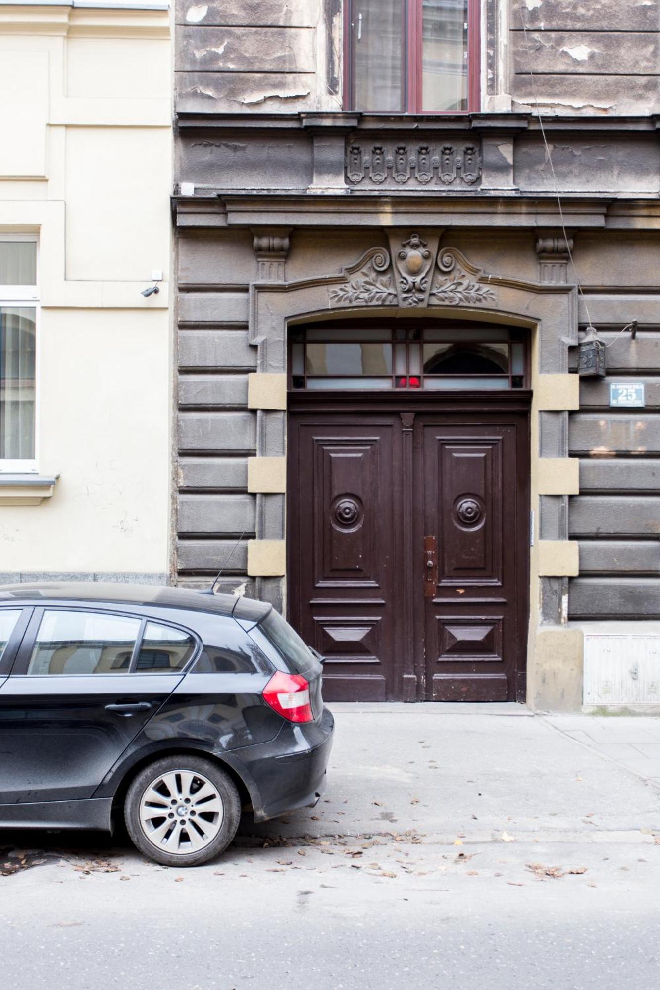 Tyzenhauz Apartments Krowoderska Street Krakow Ngoại thất bức ảnh