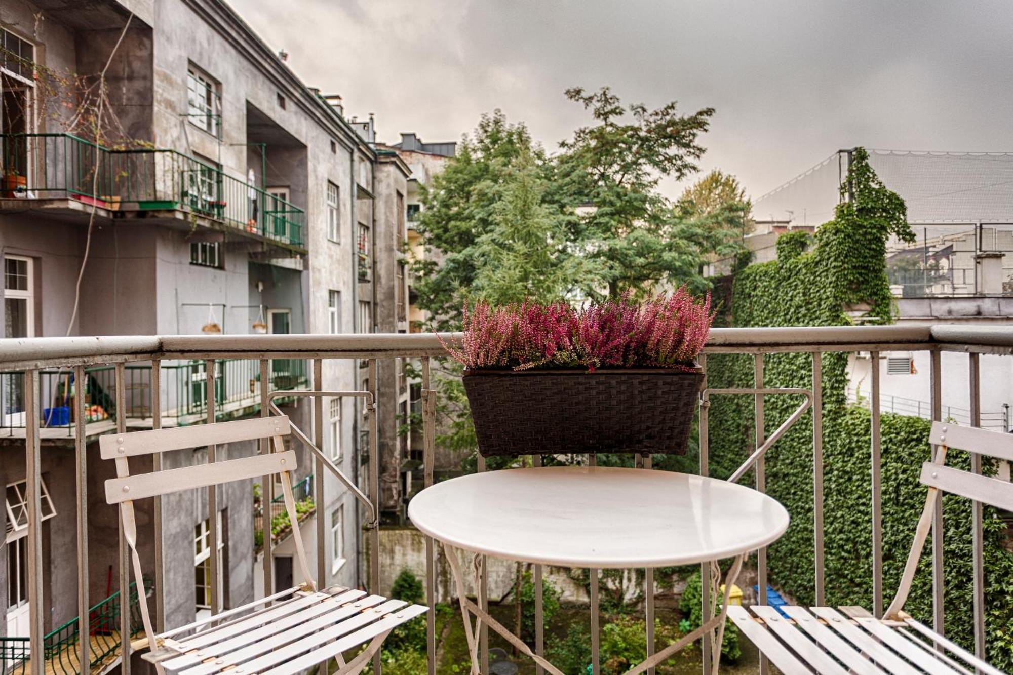 Tyzenhauz Apartments Krowoderska Street Krakow Ngoại thất bức ảnh